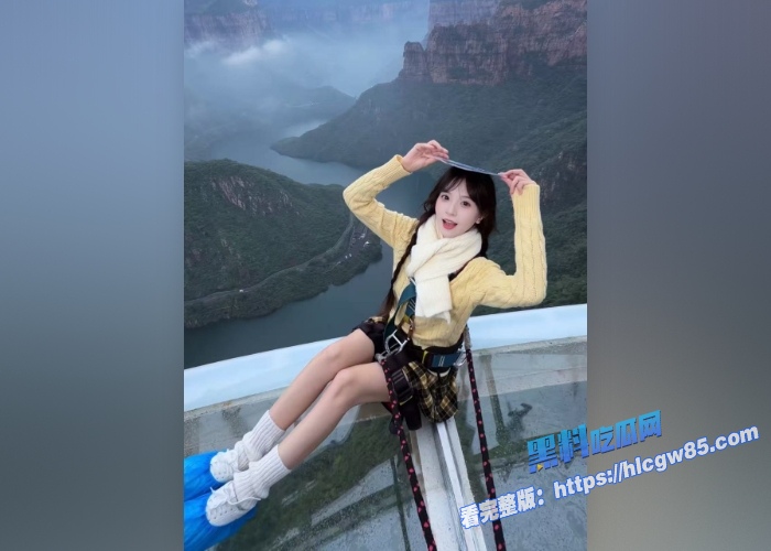 瓜友投稿超清设备偷拍JK学妹 6 瓜友投稿超清设备偷拍JK学妹 6