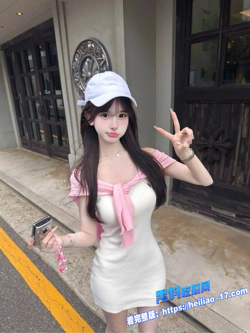 湖北经济学院嫩妹李元家中私密自拍视频泄露2