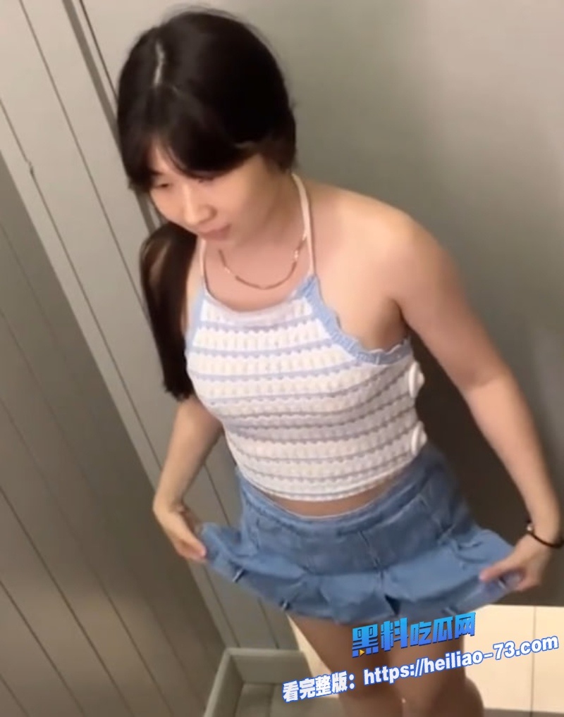 试衣间偷拍极品丰满人妻换衣大奶圆润骚浪前凸后翘身材太会勾人1 试衣间偷拍极品丰满人妻换衣大奶圆润骚浪前凸后翘身材太会勾人1
