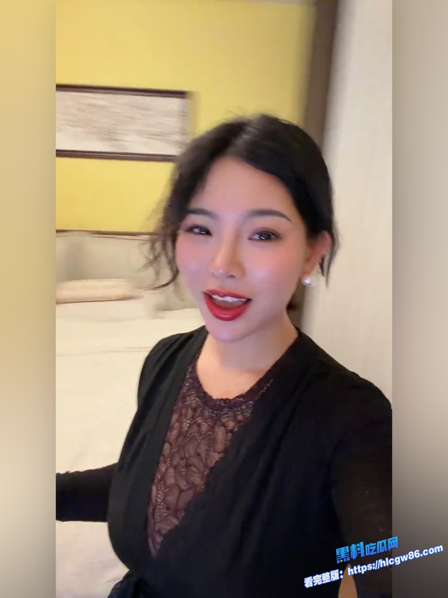 极品女网红芳姨大尺度付费视频流出 1 极品女网红芳姨大尺度付费视频流出 1