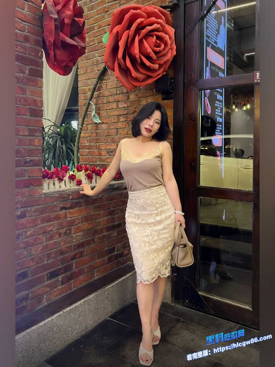 极品女网红芳姨大尺度付费视频流出 2 极品女网红芳姨大尺度付费视频流出 2