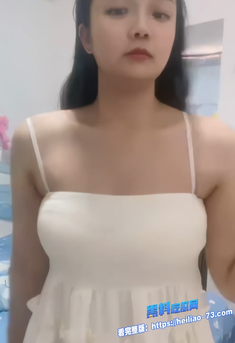 快手网红捡破烂的冉宝白色吊带脱光自慰巨乳嫩逼手指狂插好骚3 快手网红捡破烂的冉宝白色吊带脱光自慰巨乳嫩逼手指狂插好骚3