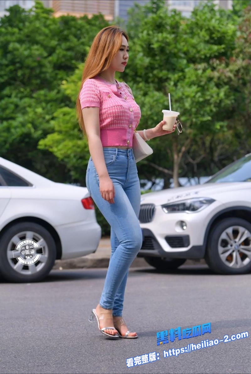海角乱伦在美艳迷人小姨的勾引下我将乱伦抛掷脑后4