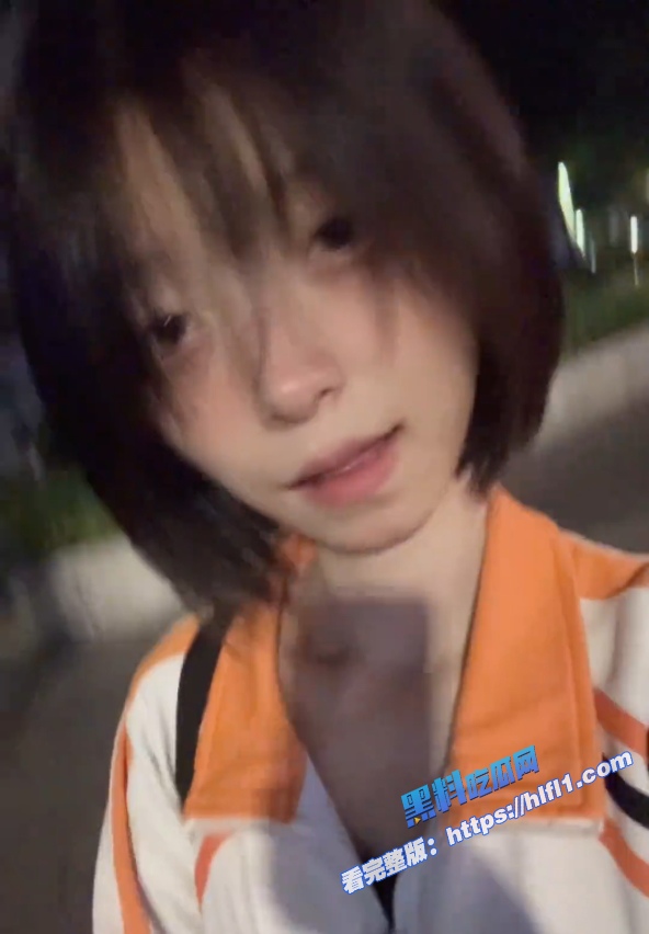 抖音40万粉博主 铃 不雅视频曝光 被健身教练带到商场厕所猛操 这小身板扛得住吗?5 抖音40万粉博主 铃 不雅视频曝光 被健身教练带到商场厕所猛操 这小身板扛得住吗?5