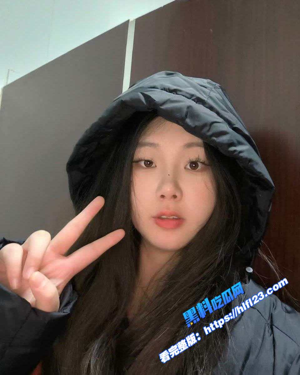 山东济南完美蜜桃臀嫩鲍母狗 微胖爱好者的天花板！ 无套后入骑乘小穴超紧致 图2