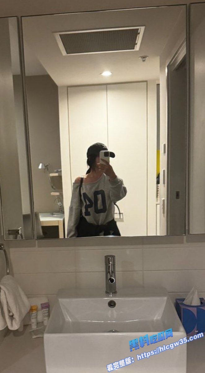 黑料PK!推特ins健身博主 婷婷 VS 高颜值反差婊 莎莎 极品身材和淫荡母狗 你更喜欢谁呢8 黑料PK!推特ins健身博主 婷婷 VS 高颜值反差婊 莎莎 极品身材和淫荡母狗 你更喜欢谁呢8