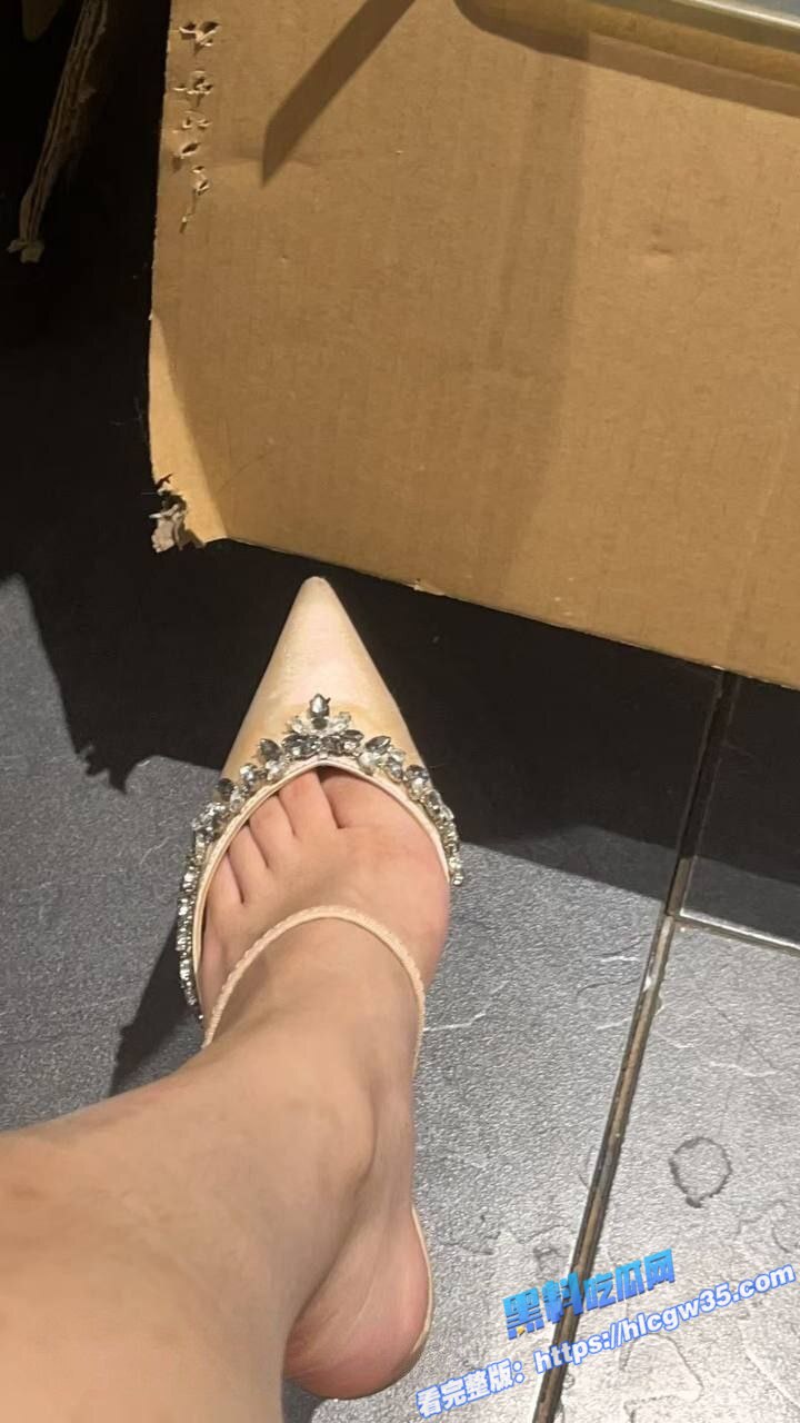 黑料PK!推特ins健身博主 婷婷 VS 高颜值反差婊 莎莎 极品身材和淫荡母狗 你更喜欢谁呢4 黑料PK!推特ins健身博主 婷婷 VS 高颜值反差婊 莎莎 极品身材和淫荡母狗 你更喜欢谁呢4