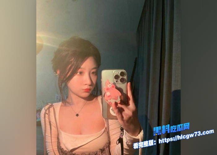 赣州师范科技学院极品公家车杨嘉婧03年的小嫩逼到处发骚照勾引男同学约炮社会大屌哥被各种姿势爆操 图1