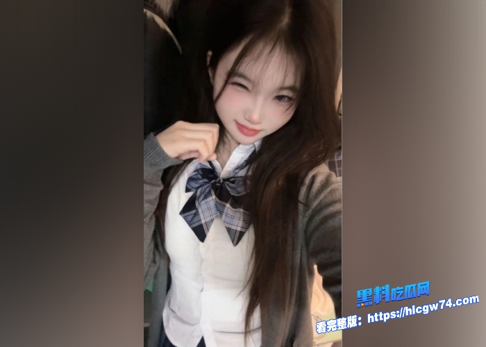 江西华东交通大学女大唐沁茹酒店约炮体育生被偷拍跪地口交画面刺激对白太有趣了 5 江西华东交通大学女大唐沁茹酒店约炮体育生被偷拍跪地口交画面刺激对白太有趣了 5