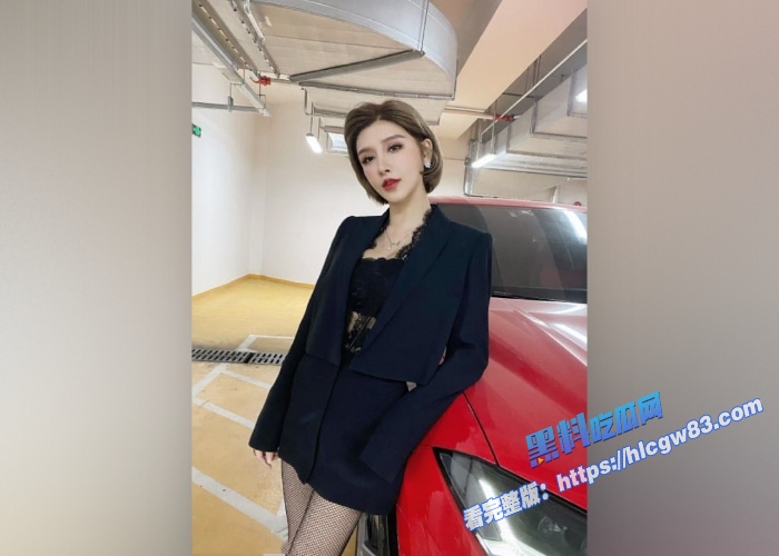 抖音358w粉美女网红小喵大宝与闺蜜双飞视频流出2
