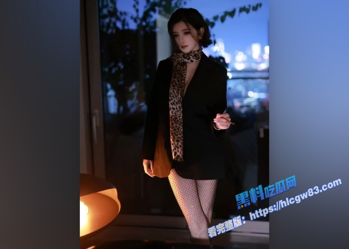 抖音358w粉美女网红小喵大宝与闺蜜双飞视频流出6