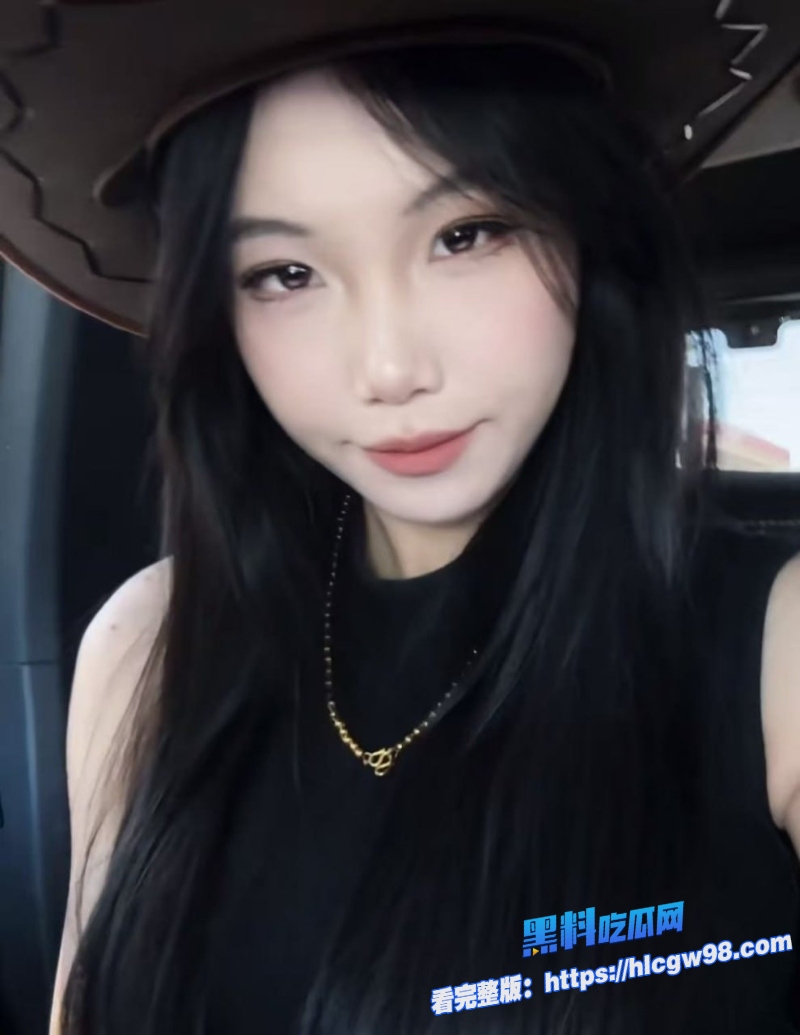 性感姑姑带着18岁侄女与姑夫乱伦双飞 1
