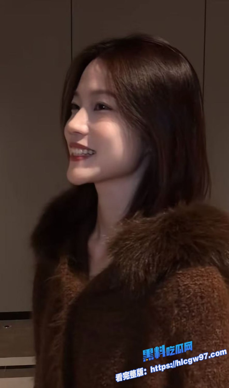 乱至极的兄妹在家禁忌乱伦家人就在隔壁厨房做饭心跳加速的极度禁忌相当刺激2