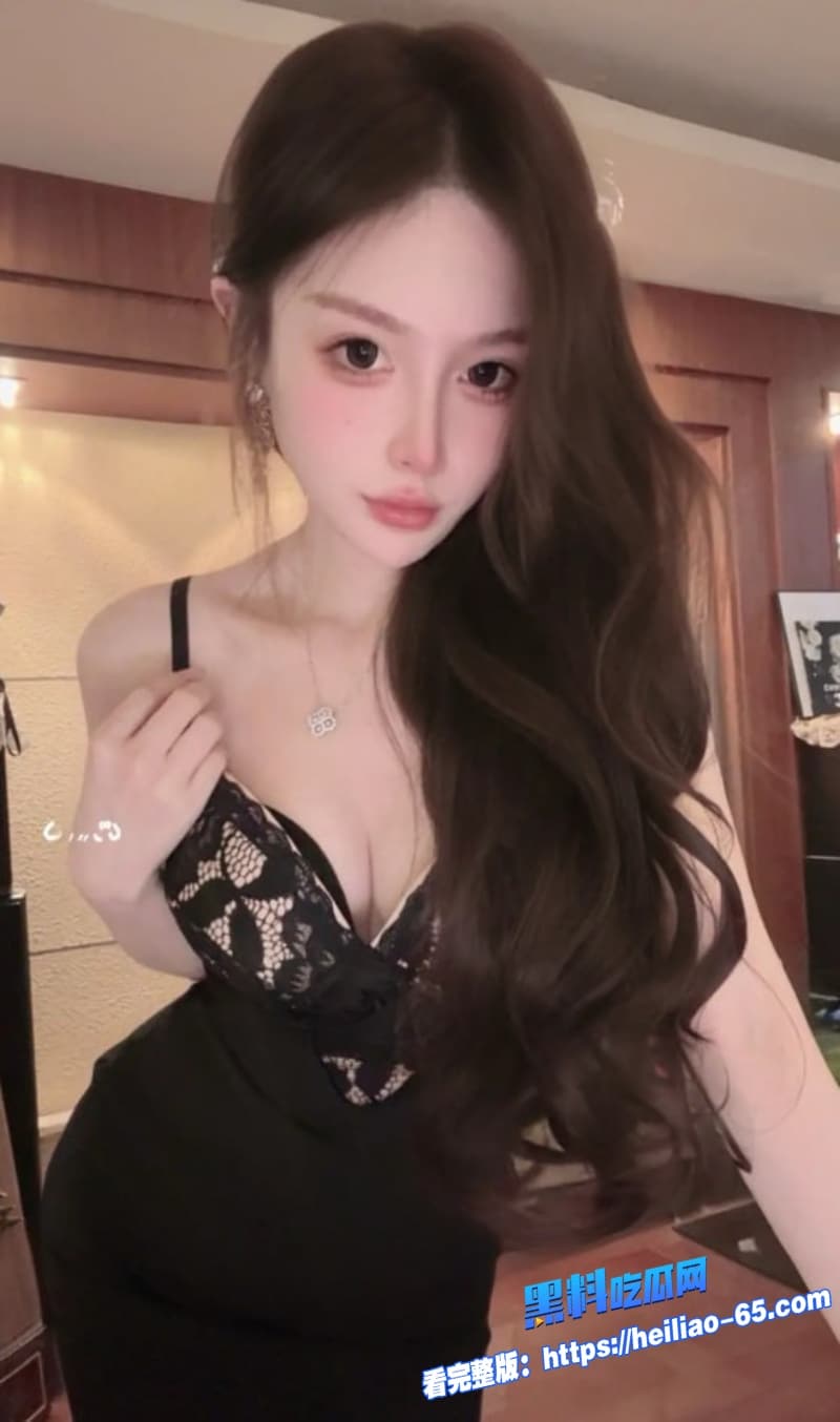 极品御姐性感小野猫酒店约操网友身穿黑丝遭巨屌无套爆干性爱技术堪比AV女优5 极品御姐性感小野猫酒店约操网友身穿黑丝遭巨屌无套爆干性爱技术堪比AV女优5