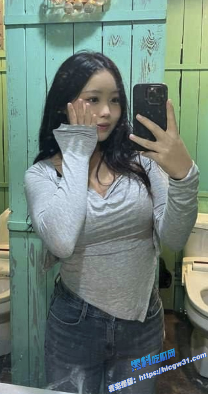 推特童颜巨乳 李芷霖 情趣内衣自慰啪啪视频曝光 电动玩具玩弄小穴！4