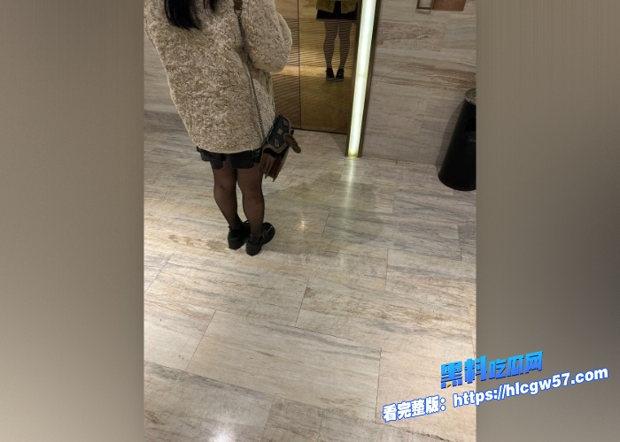大学生母狗又痒了酒店自拍大量调教视频流出两个洞都填满年轻的身体耐受力真强 图6