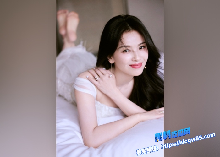 AI明星换脸刘涛性感火辣身材化身第一淫娃上演激情群p盛宴传来阵阵销魂蚀骨的呻吟 3 AI明星换脸刘涛性感火辣身材化身第一淫娃上演激情群p盛宴传来阵阵销魂蚀骨的呻吟 3