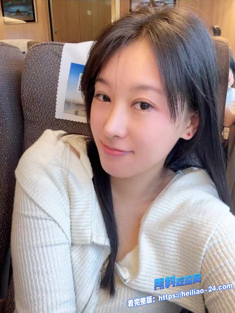 露脸大奶高颜值女神主播私生活曝光反差女上位狂摇撸管洗澡全记录谁想到私下骚成这样 7