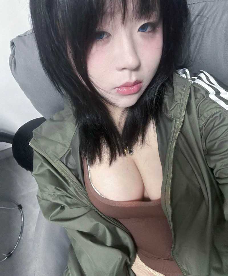 超极品大学生情侣酒店性爱啪啪1