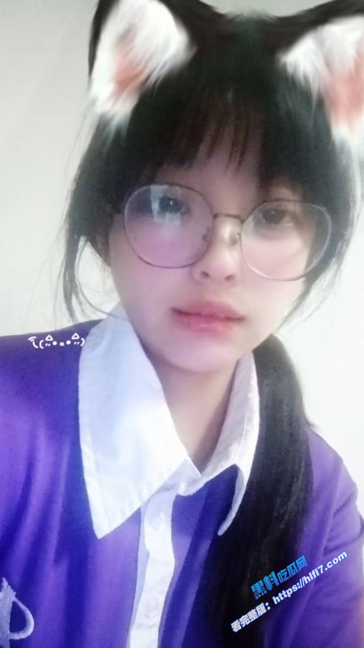 山东青岛18岁高中生母狗 王薇 背着男友在网上聊骚 照片视频被曝光！2