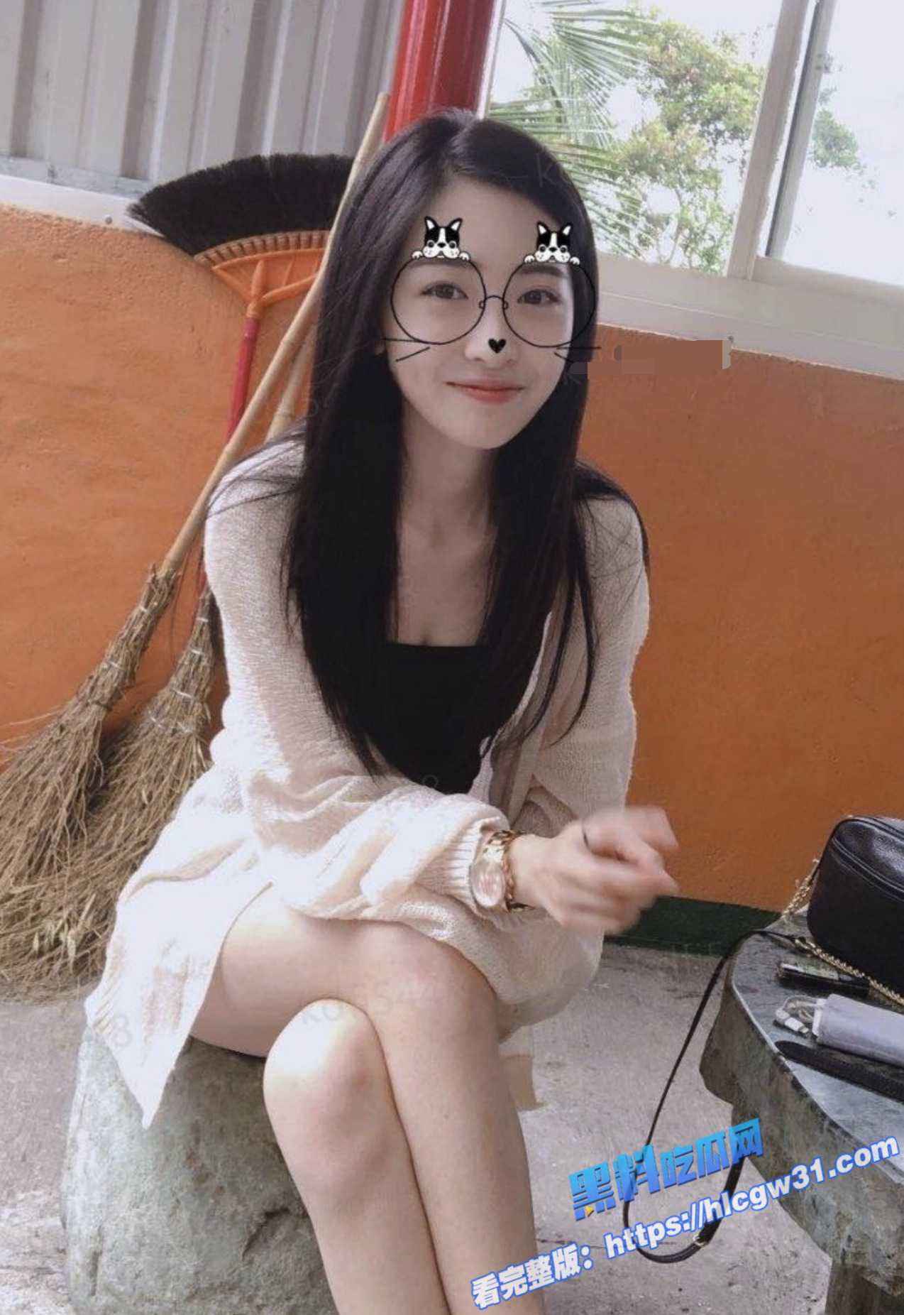 台湾某知名网红 大尺度自拍视频曝光！喜欢御姐台湾妹的可以看看2