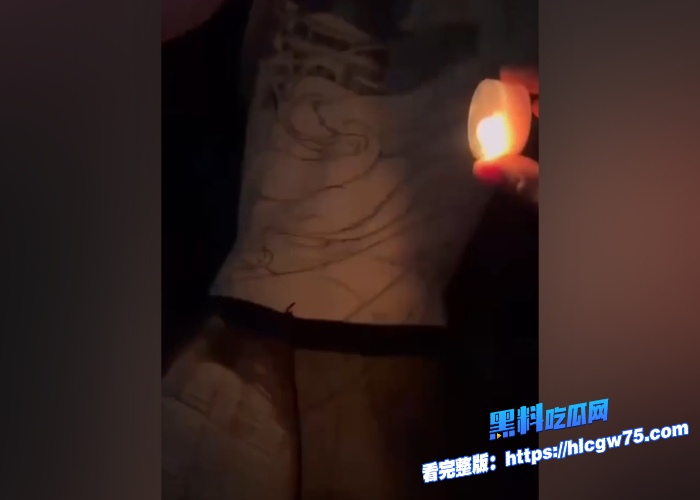 抖音网红无能巨婴高颜值符文战士连乳头都纹上了爱心线下视频曝光扇耳光滴蜡调教彻底沦为榜一大哥的奴隶 图17