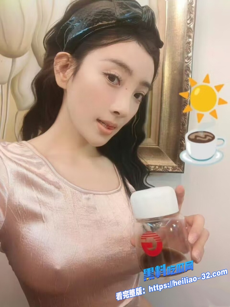 前电视台主持人马卉反差直播清纯女神化身男人的精盆小母狗故意走光漏出傲人大奶7