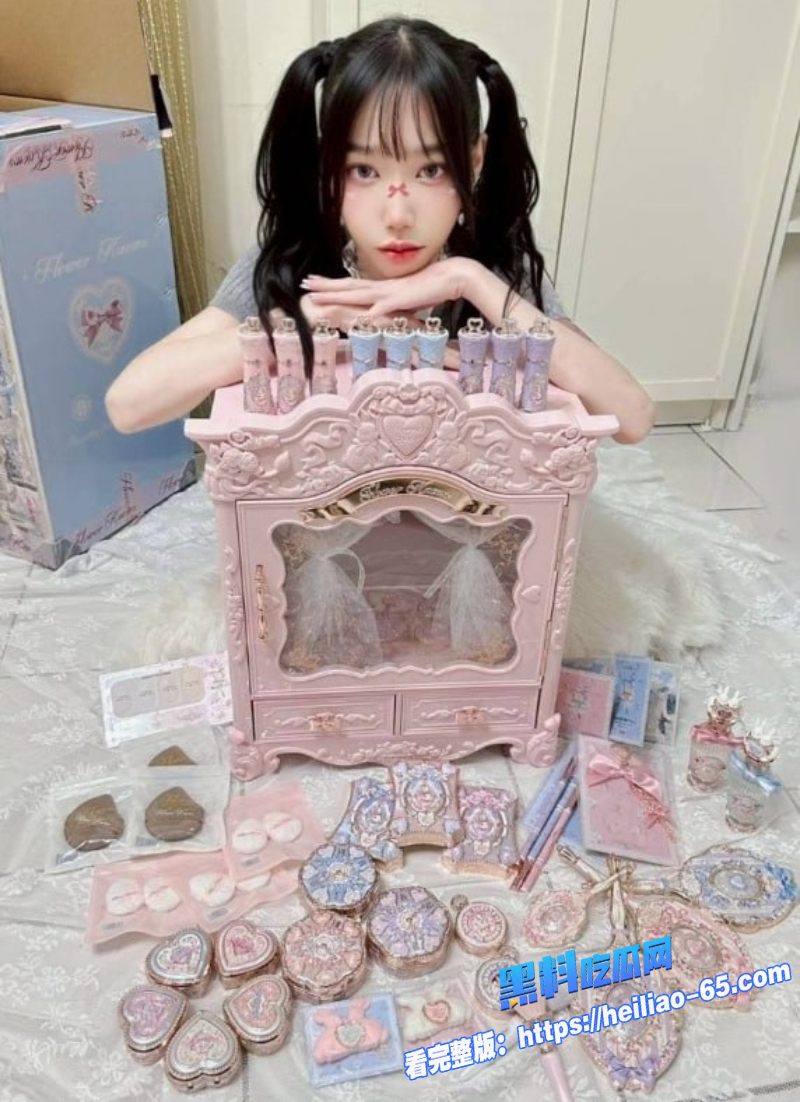 国产网黄艾嫣Meiluo约炮车震太骚了清纯萝莉脸蛋一上车就湿透猛骑到腿软2 国产网黄艾嫣Meiluo约炮车震太骚了清纯萝莉脸蛋一上车就湿透猛骑到腿软2
