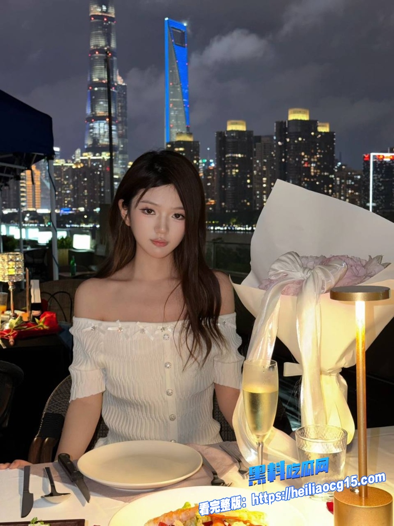 国产温泉会所偷拍7