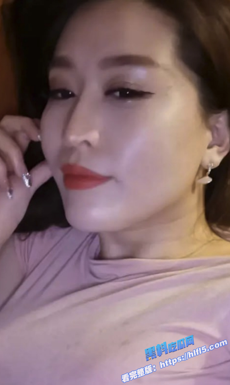 万人求的抖音极品大奶熟女御姐 牛奶秋刀姨 大尺度视频合集曝光！2
