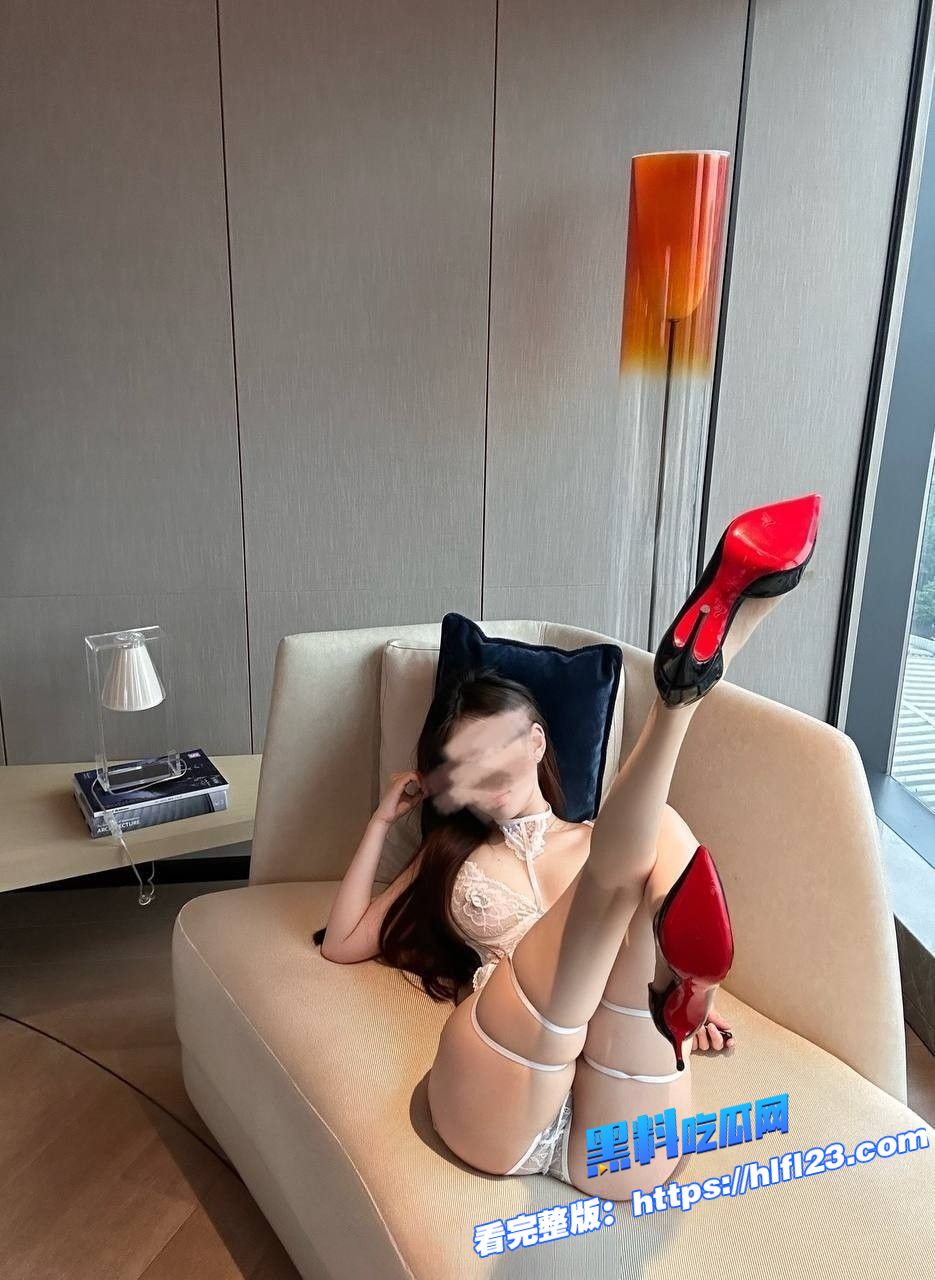 推特百万御姐大网红 珂珂 抖音风裸舞视频与性爱视频泄密！一次看个够 图片7