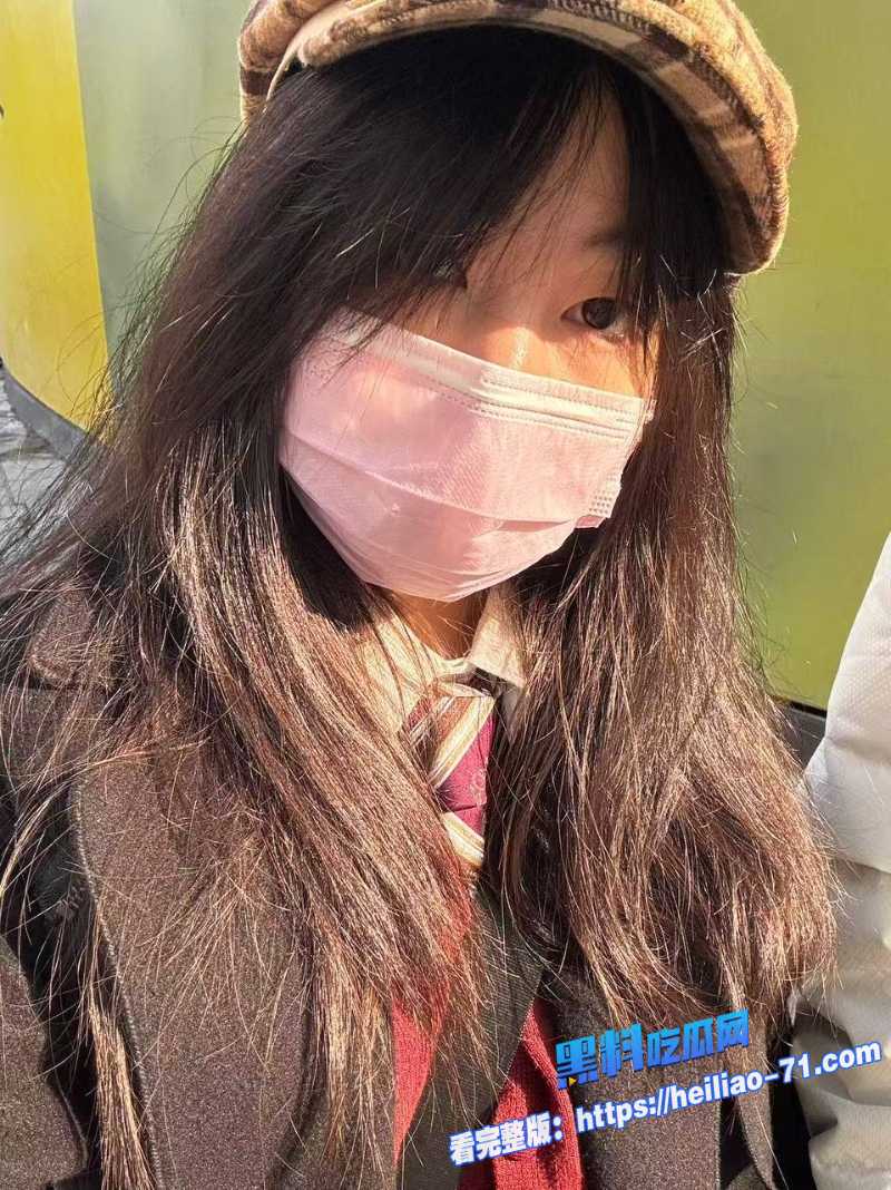 瓜友投稿天津生物制药大专生穆艺心谈着对象还爱约炮 一边打电话给男友一边被内射2
