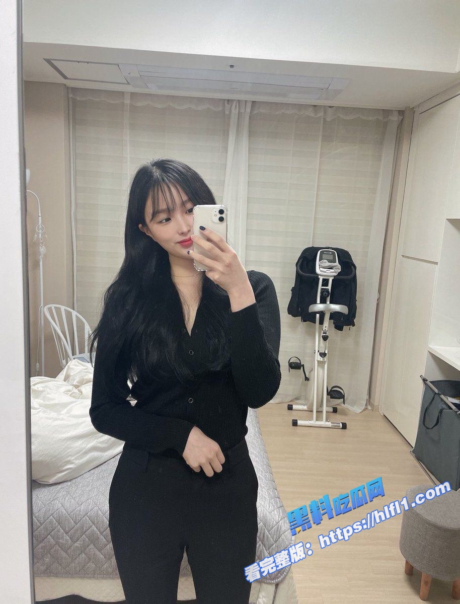 韩国空姐 性感私密视频惨遭泄露 白天服务乘客晚上服务金主 果然是财阀的玩物啊！4