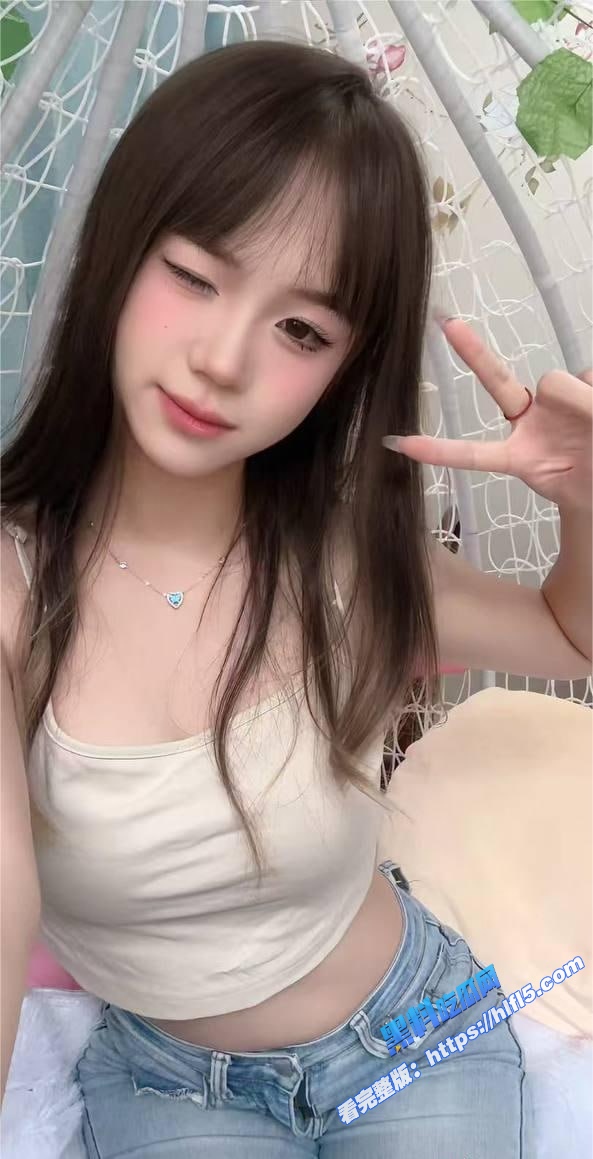 独家揭秘！四川通江 肖秋柔 白虎逼电竞酒店猛操 后入口活超绝！7