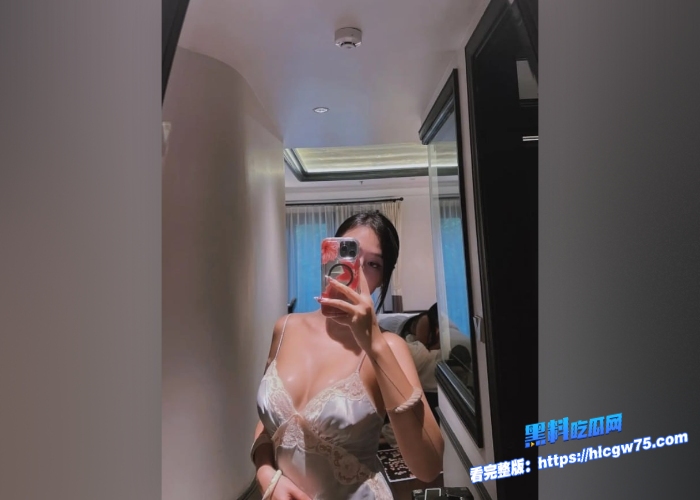 瓜友投稿大神抖音约炮极品素人美女直播送个飞机就能聊上了打炮视频无偿放送这身材一架飞机真的操的到吗书读的少不要骗我7