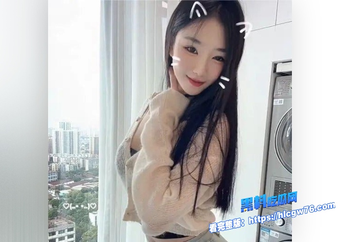 抖音百万网红安婧和榜一大哥裸聊视频流出各种性感情趣装轮番上阵脸穴同框掰逼自慰反差淫骚到炸 图2 抖音百万网红安婧和榜一大哥裸聊视频流出各种性感情趣装轮番上阵脸穴同框掰逼自慰反差淫骚到炸 图2