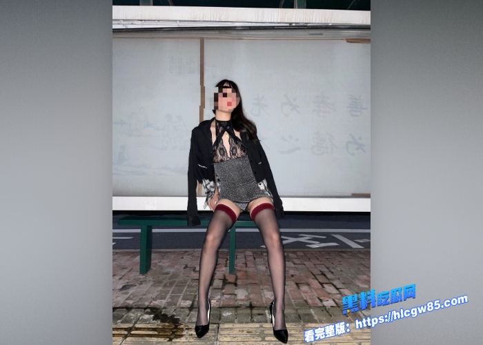 九头身女神奶味泡芙小母狗户外狂露白嫩巨乳撅臀土豪私人定制福利姬视频全曝光 5 九头身女神奶味泡芙小母狗户外狂露白嫩巨乳撅臀土豪私人定制福利姬视频全曝光 5