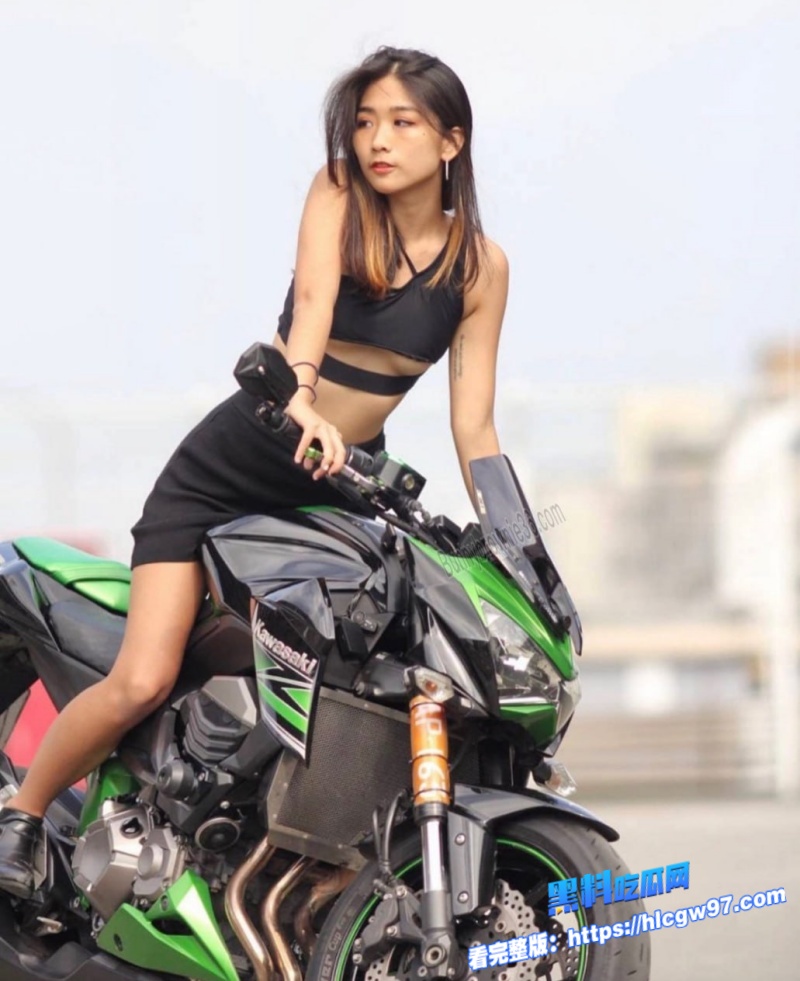 台湾顶美AV女优嘿尼Bunni浴室高潮1