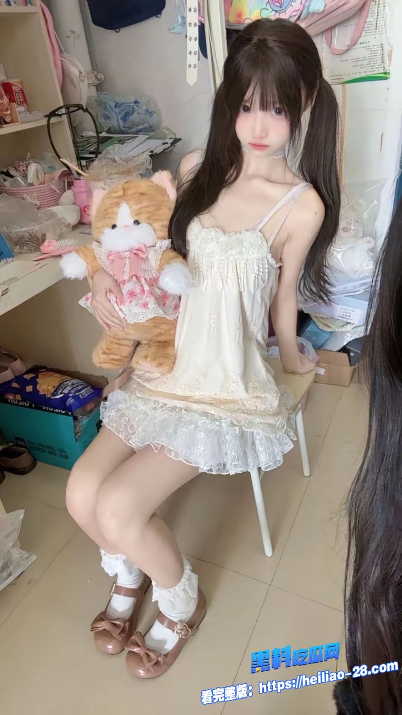足控博主东坡先生酒店约操双马尾嫩妹光脚寸止足交反复榨精到边缘5