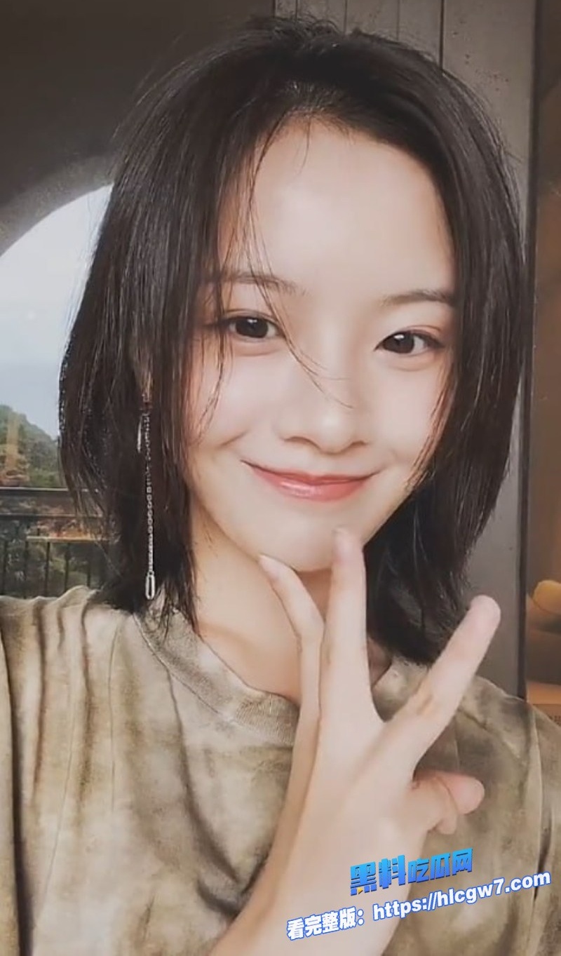 首位零零后金鸡影后李庚希年轻时约炮视频流出漫长的季节沈墨清纯人设崩塌5
