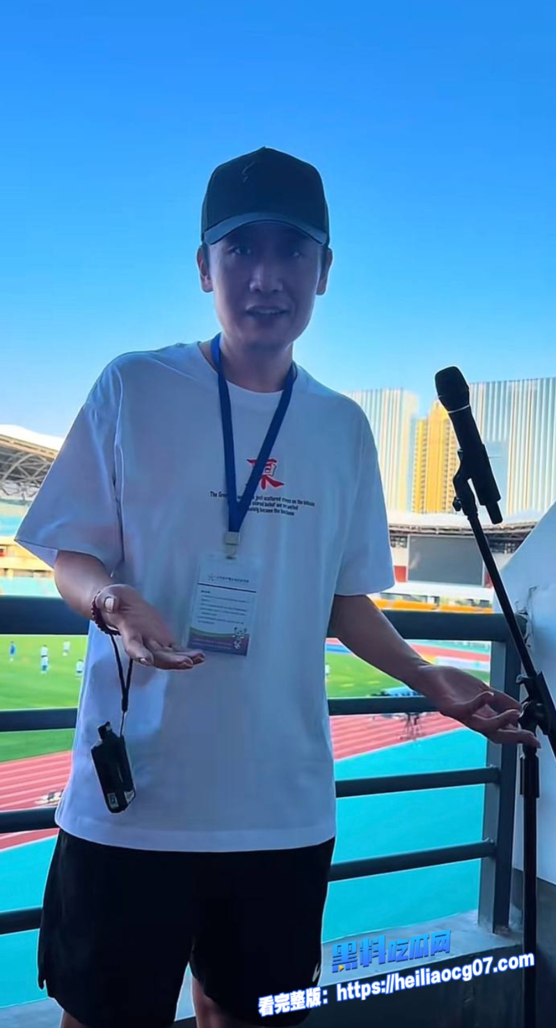 网红橙翼振兴约炮性爱视频23 网红橙翼振兴约炮性爱视频23