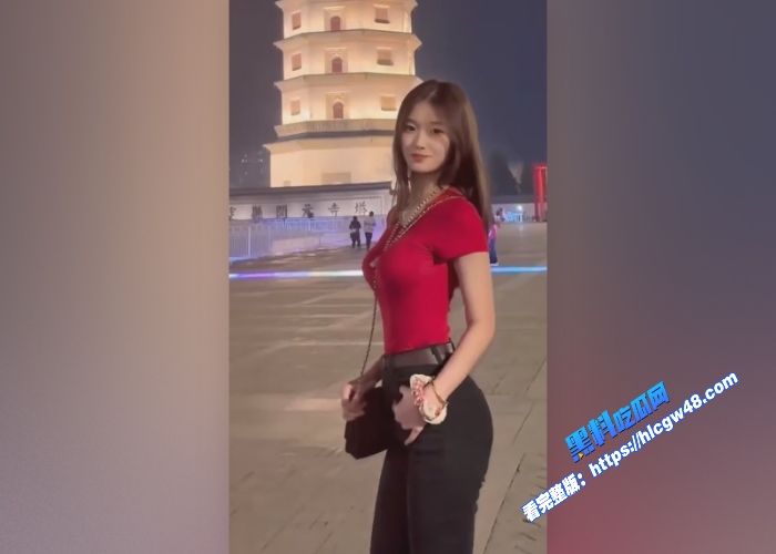 抖音反差女神超模高挑的身材深情口交吃鸡男友扯烂丝袜抬起双腿就往小穴猛插插 图1WH700x500px 抖音反差女神超模高挑的身材深情口交吃鸡男友扯烂丝袜抬起双腿就往小穴猛插插 图1WH700x500px