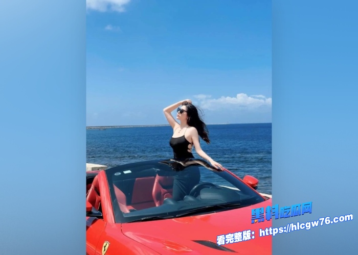 FansOne美腿博主TWIN9月最新作品在迈巴赫内化身性感黑丝小秘书贴心服务粉丝 图1 FansOne美腿博主TWIN9月最新作品在迈巴赫内化身性感黑丝小秘书贴心服务粉丝 图1