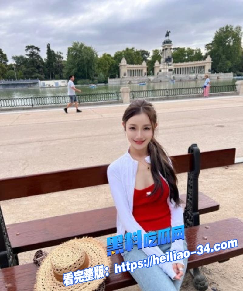西班牙清纯留学生张沐妍回国翻车实锤清纯女神被富二代调教视频流出道具狂喷淫汁四溅 6 西班牙清纯留学生张沐妍回国翻车实锤清纯女神被富二代调教视频流出道具狂喷淫汁四溅 6