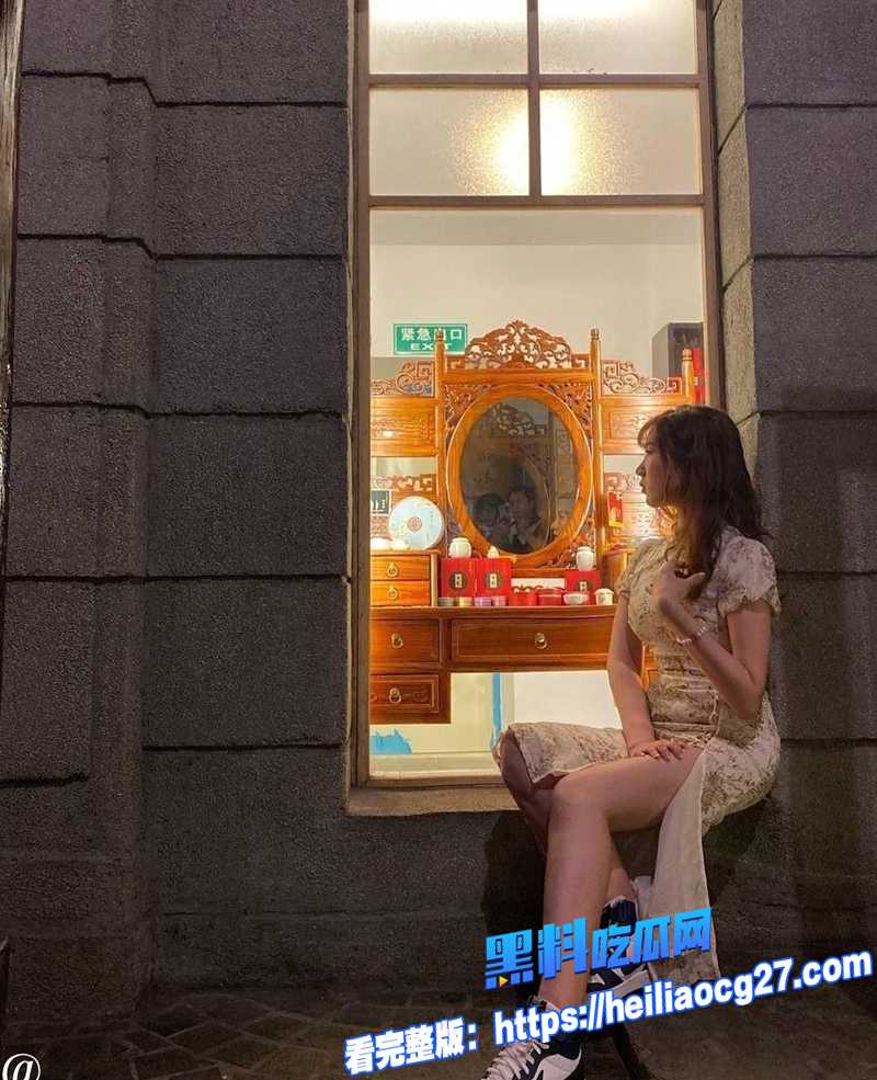 j眼镜妹2