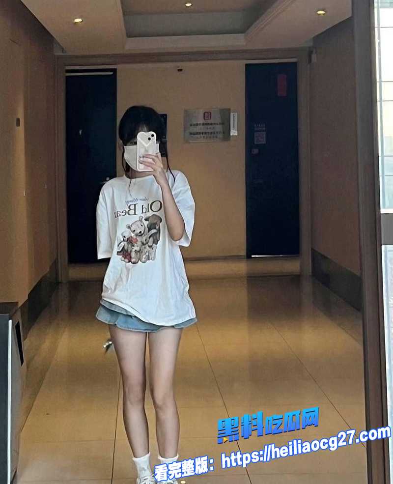 j眼镜妹4