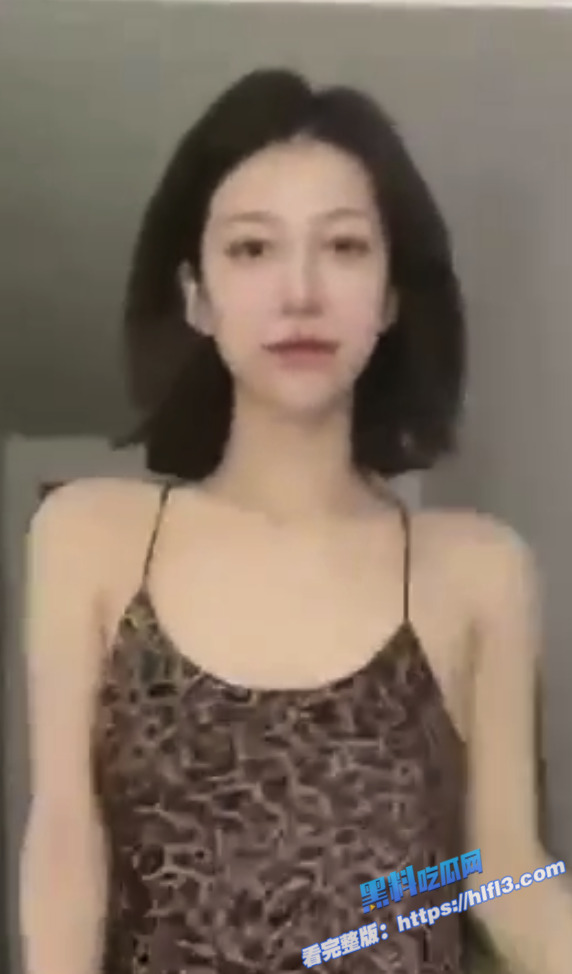 极品反差网红 周周 抖音风黑丝裸舞私拍 身材火辣 裸舞扭得臀浪翻滚 骚劲爆棚!3 极品反差网红 周周 抖音风黑丝裸舞私拍 身材火辣 裸舞扭得臀浪翻滚 骚劲爆棚!3