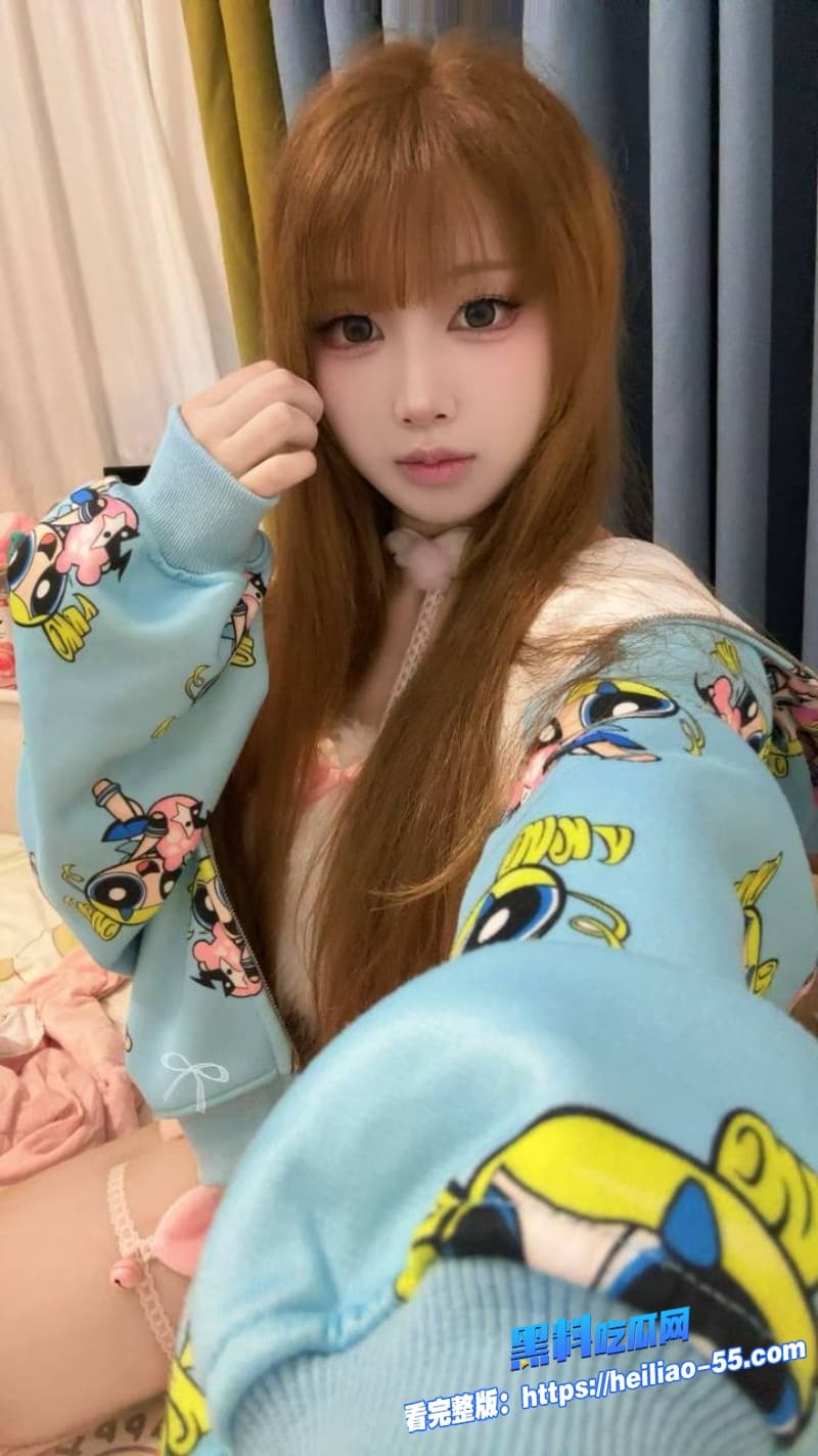 真实姐弟乱伦骚货姐姐黑丝美腿勾引弟弟小嫩穴任由弟弟疯狂泄欲9