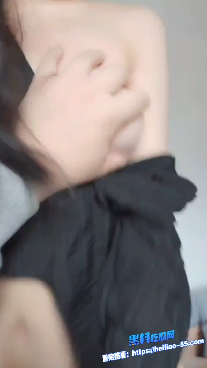 真实姐弟乱伦骚货姐姐黑丝美腿勾引弟弟小嫩穴任由弟弟疯狂泄欲5