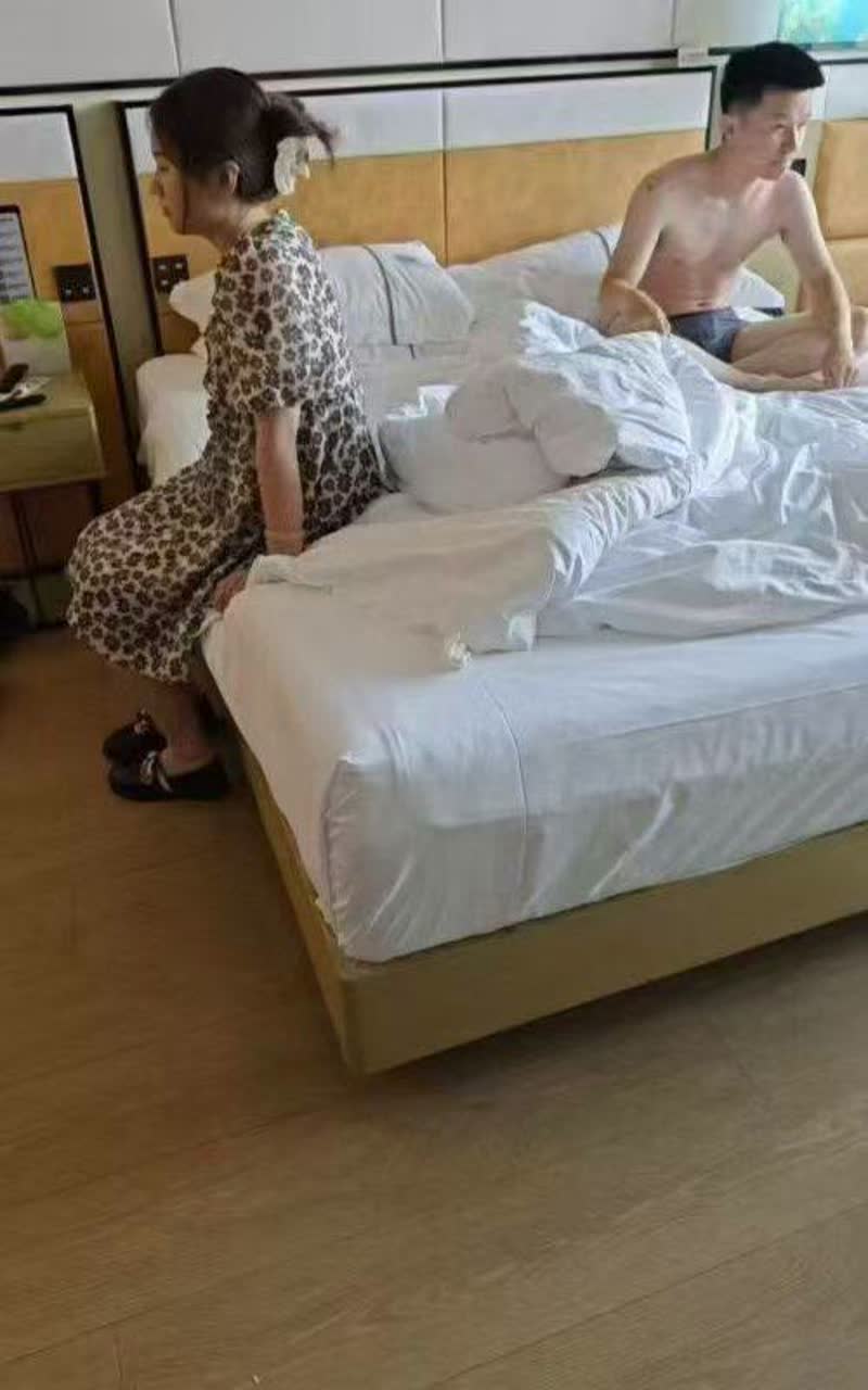 余姚摩吧捉奸群聊曝光 刚结婚花50万彩礼老婆就出轨！